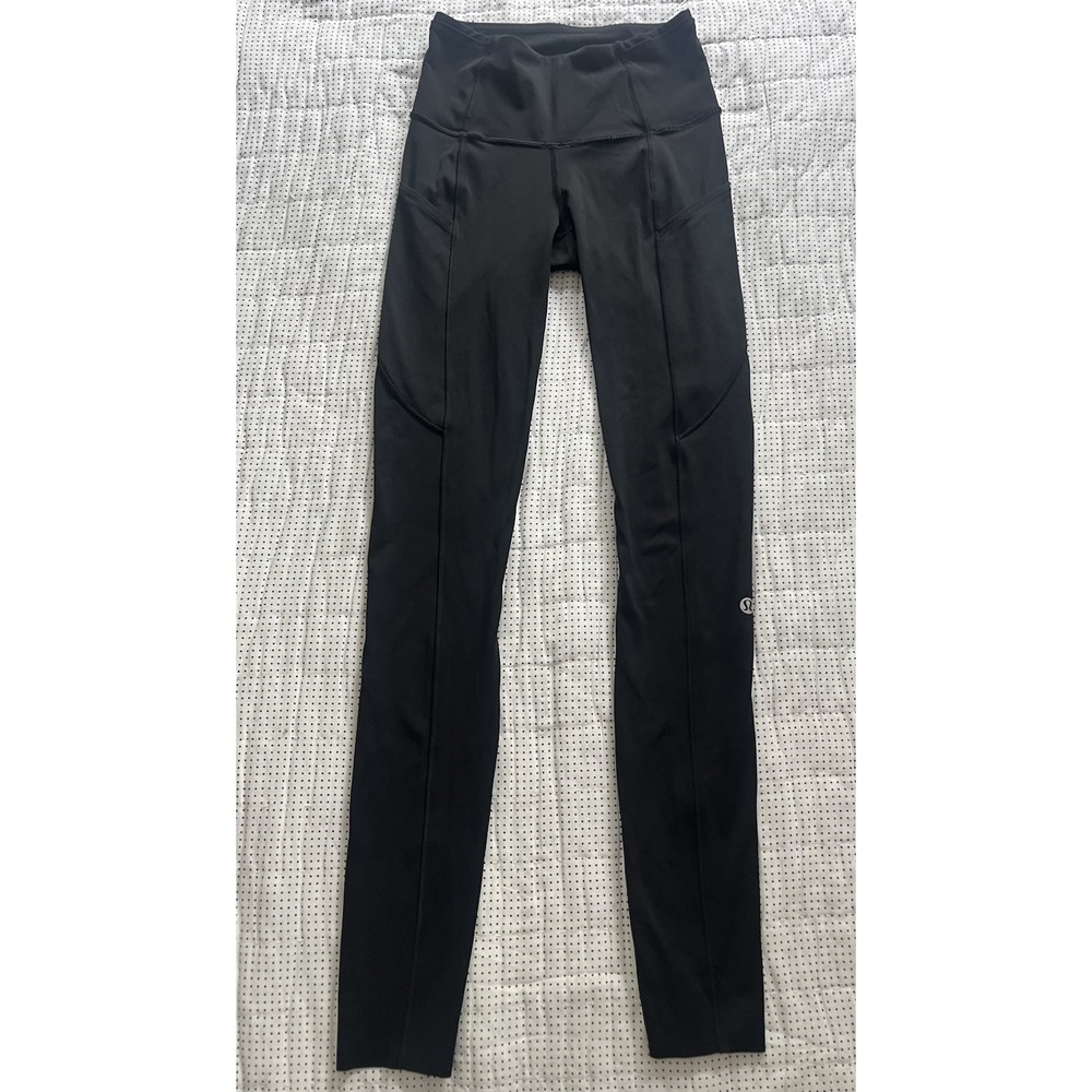 Lululemon Fast and Free High Rise Tight Womens 2 Black Leggings Side Pockets